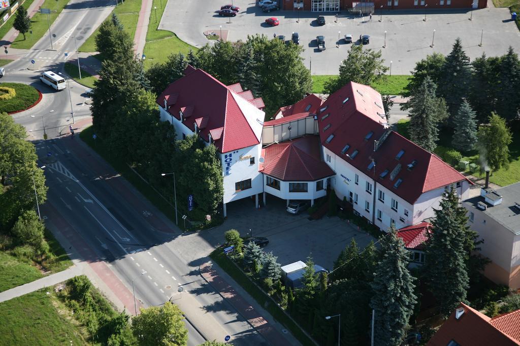 Hotel Irena モロンク エクステリア 写真